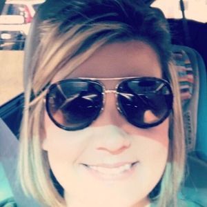 Meet your Posher, Perry